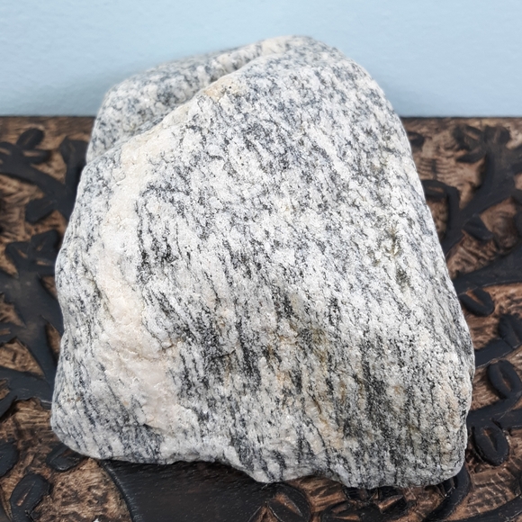 Maine Banded Granite Stone East Coast Beach Rock Raw Mineral Specimen Gray White - Picture 9 of 12